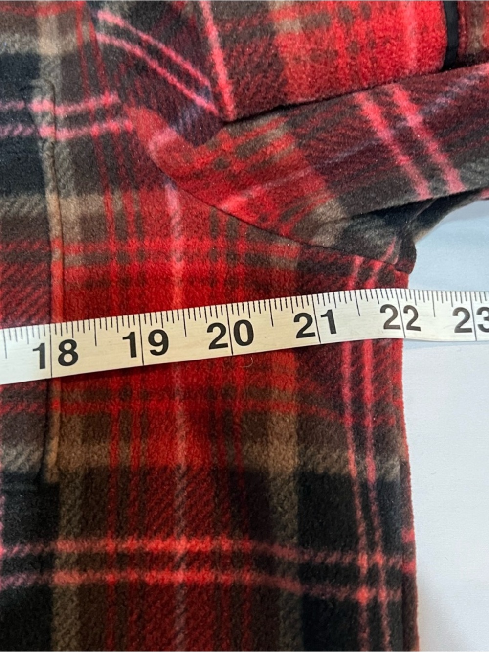 SKIMS Fleece Sleep Set in Red Plaid - 2 Piece Button Down & Pants Set Size Small - Picture 6 of 15